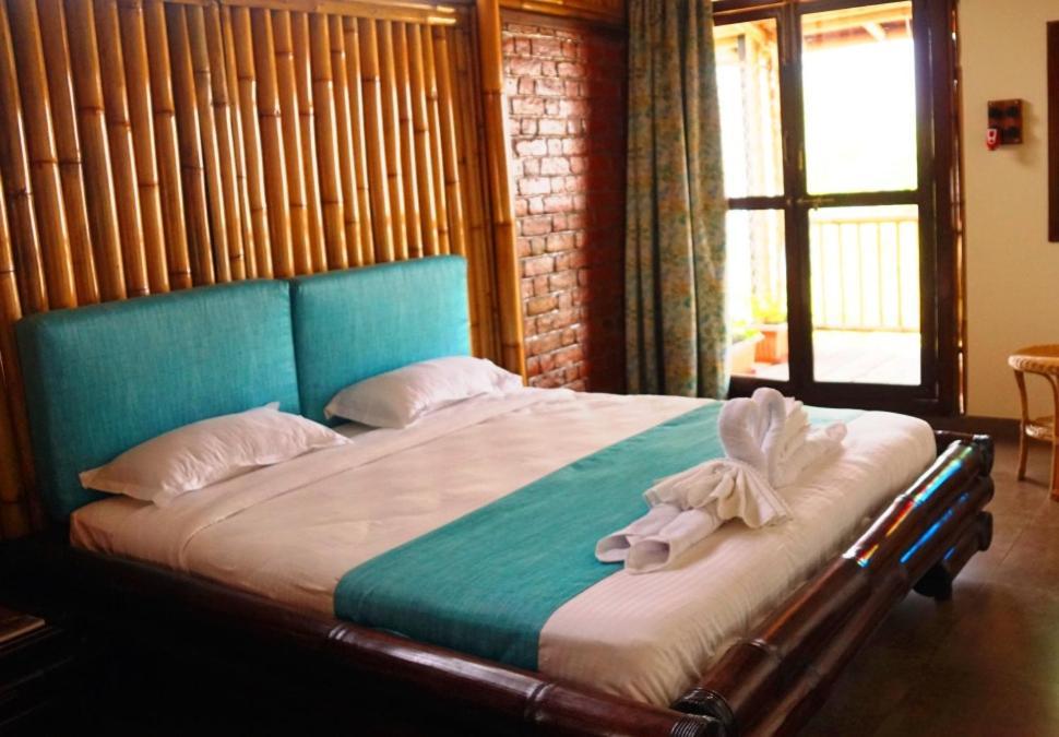 Bamboo And Bricks Resort Welhe Екстериор снимка
