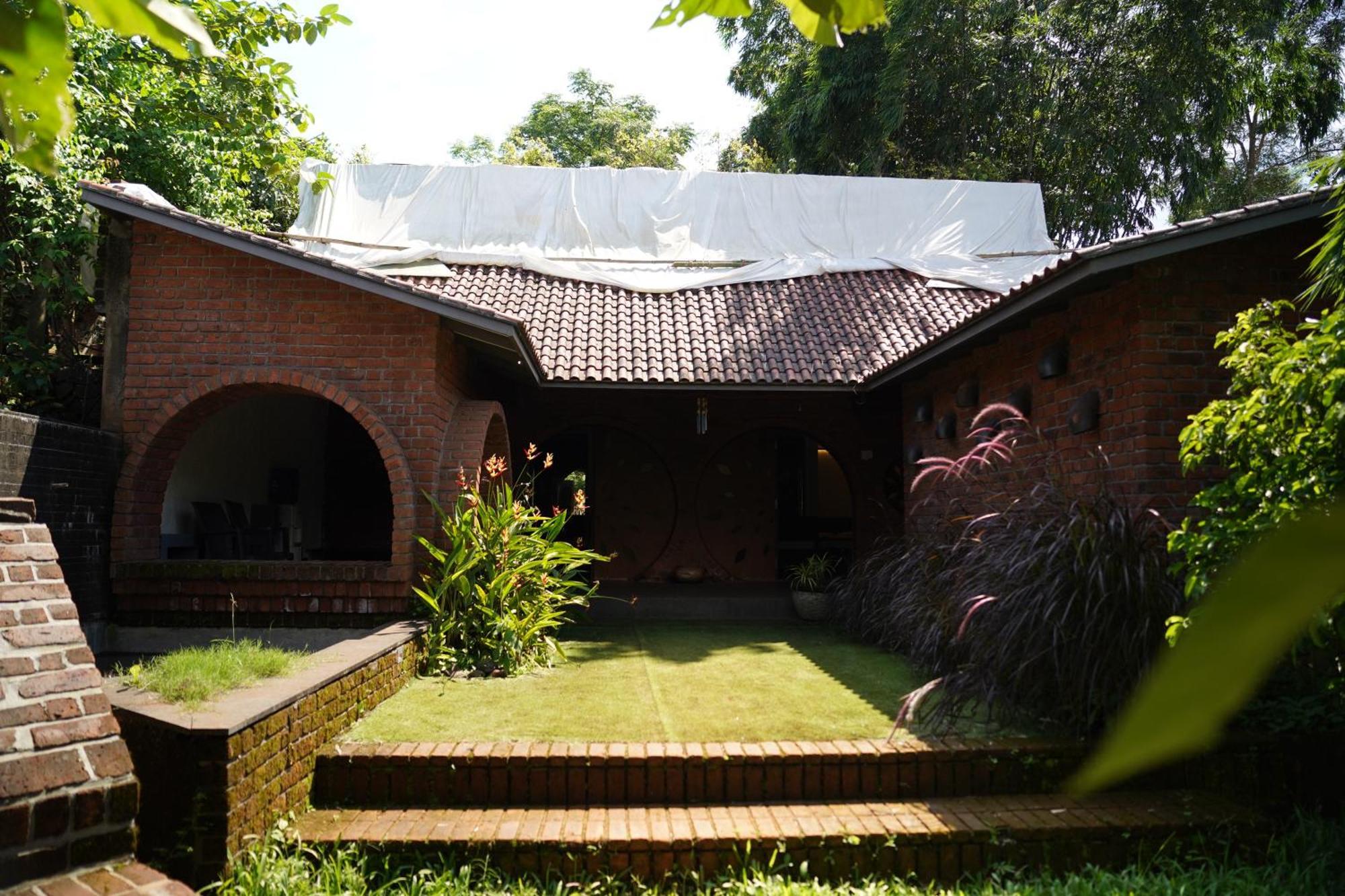 Bamboo And Bricks Resort Welhe Екстериор снимка